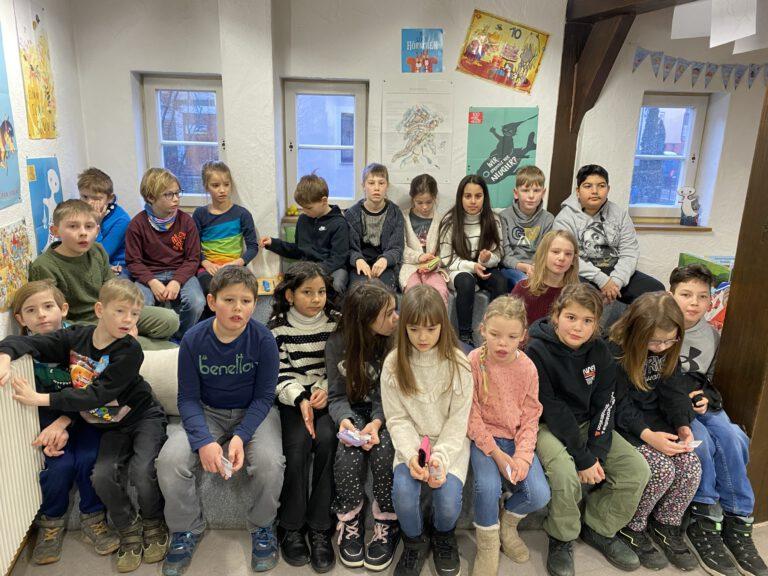 Klassenfoto Bücherei