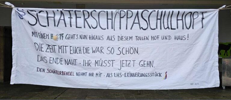 Schulhopf-Banner