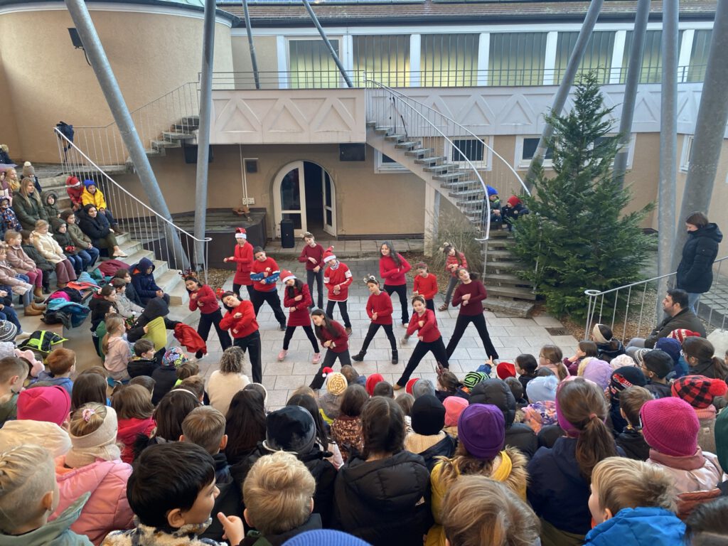 Weihnachtstanz