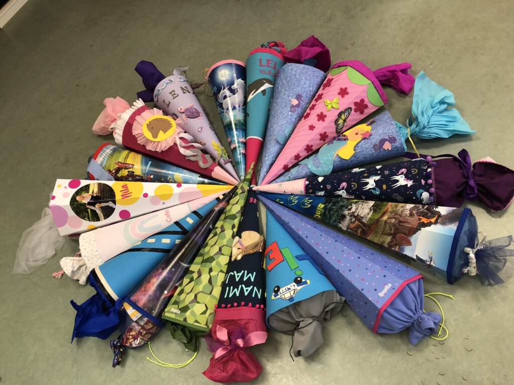 Bunte Schultüten