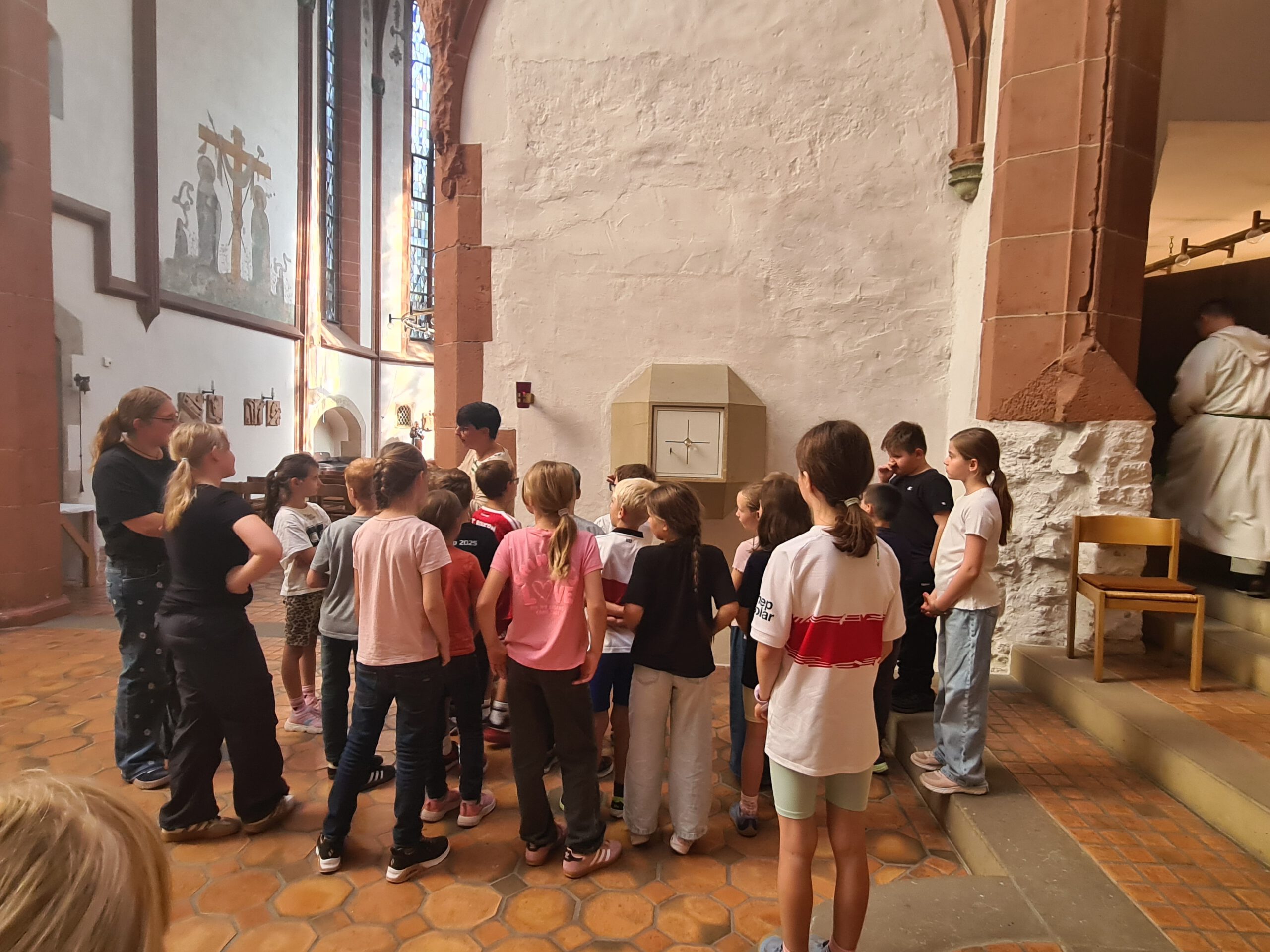 Besichtigung der katholischen Kirche